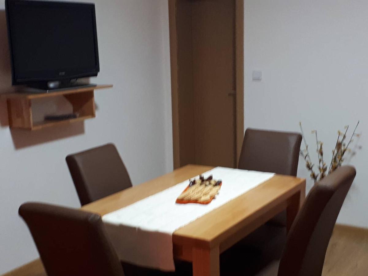 Apartmani Tajra Visoko Luaran gambar